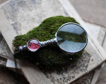 Loupe Magnifying Glass Pendant -NOSTALGIC LOUPE - Terrarium necklace - Real plant - Useful gift - Handmade by Mariaela