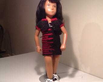 Night on the town, black and scarlet dres, bolero and chain necklace for Sasha, and other 16", 17" 18" slim dolls