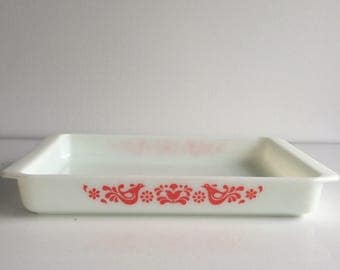 Vintage Pyrex Friendship #933 Casserole Baking Dish RARE
