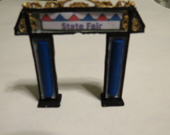 HO Scale Fair/ Carnival Entrance/ Gateway - dollhouse/ Diorama/ Model Train/ Miniatures