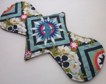Cloth Menstrual Pad 11" regular absorbency - Geometric print 100% cotton top