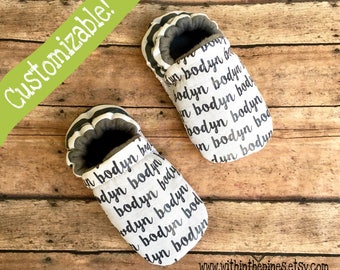 Customizable Name Baby & Toddler Soft Sole Moccasins - Various Colors - New Baby Gift - Gender Neutral Baby Shoe - Crib Shoes -Baby Shower