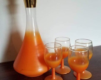 Groovy ombre decanter with 4 glasses