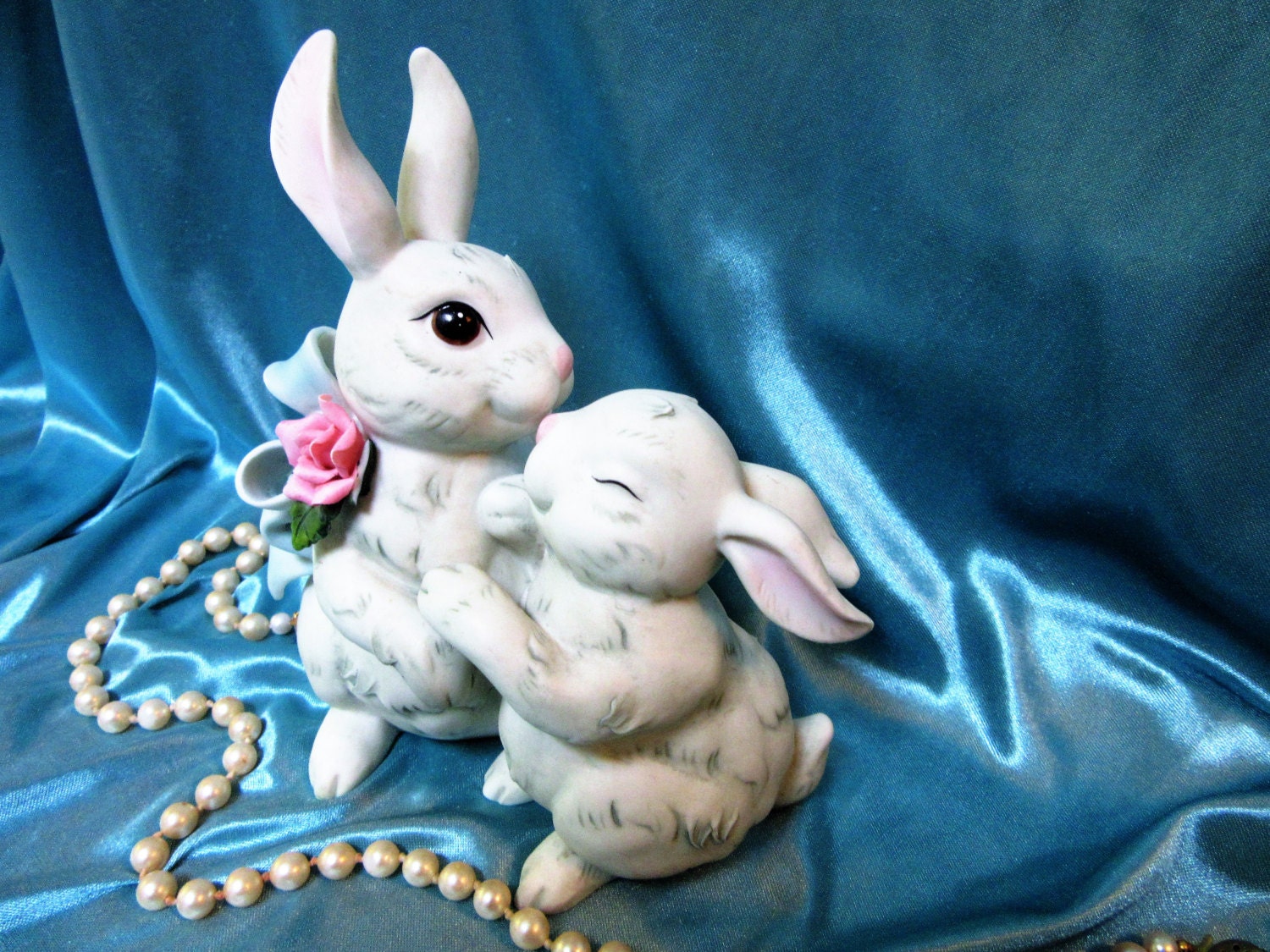 Rabbit Bunny Easter Figurine Porcelain Ceramic Pottery Vintage