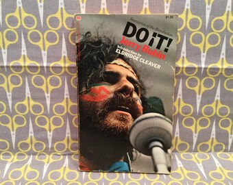 Do It! by Jerry Rubin paperback Book LSD Drug Culture Hippie Vintage introduction by Eldridge Cleaver