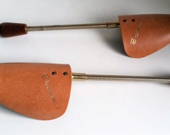 Vintage Brown Shoe Trees / Lasts stamped Shoemaster Dasco Made in England