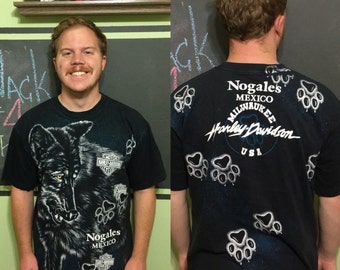Vintage 1990s Harley Davidson Motorcycle Nogales Mexico Wolf Footprints Double Sided T-Shirt