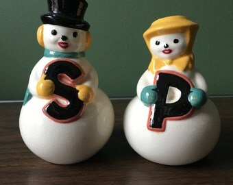 Vintage Snowmen Salt and Pepper Shakers, Circa 1961