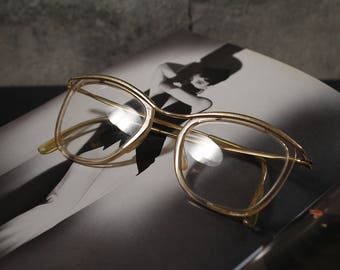 Mens or Women Classy Elegant Modern Style READING EYE GLASSES Readers Blue Frame Mens or Women Classy Elegant Modern Style READING EYE GLASSES Readers Blue Frame