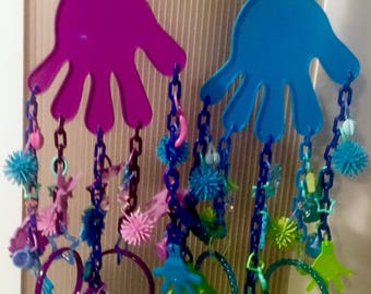 Fancy Hands Waterfall: Sugar Glider Toy, small bird toy, primate toy, exotic animal toy, small pet toy, parrot toy BonBonGliders