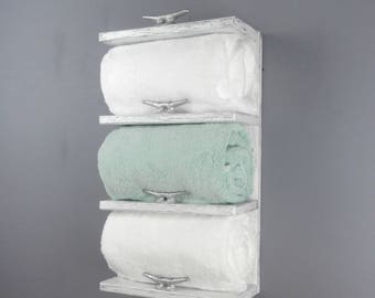 4 Tier White Wood Above Toilet Shelves – Nautical Decor Open Shelving–Wood Hotel Style Towel Rack–Coastal Bathroom Shelves With Boat Cleats