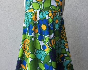 Girls pleated pinafore. Vintage flower print. Size 2-6