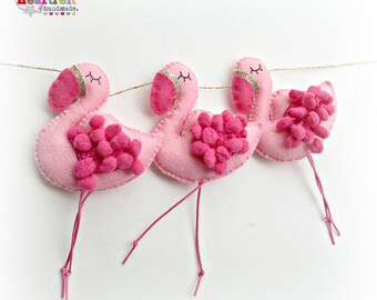 FLAMINGO Garland - pink pom poms gold