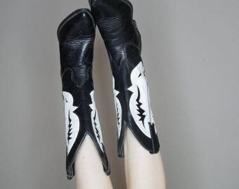 90s black and white leather cowboy boots size 7