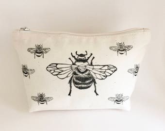 Bumble Bee canvas wash bag | Cotton zipper bag | Makeup bag | Toiletry bag | Accessory bag | Lino print |