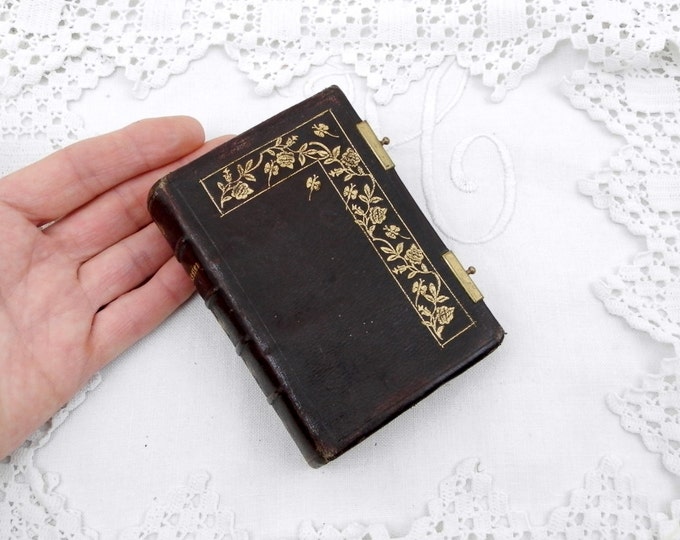 Antique French Religious "Paroissien Romain" Leather Bound Book with Gold Pattern Printed in 1885, French Decor, Mesil Booklet from France