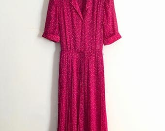 SCHERRER!!! Stylish 1970s ‘Jean Louis Scherrer Boutique’ printed silk fuchsia printed day dress with pleated skirt / Made in France