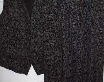 Vintage Ellen Tracy Two Piece Vest and Pants SHARP VINTAGE FIND Size 8 - 10 see details