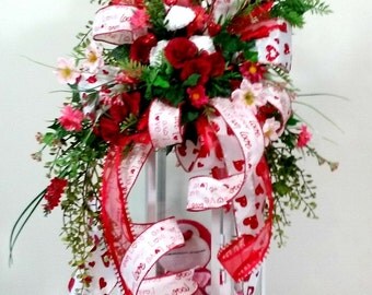 Valentine lantern swag,Valentine Day lantern swag,Valentine swag,lantern swag,XL Valentine lantern swag,Valentine lantern decor,Valentine