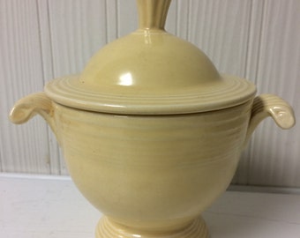 Vintage Fiestaware Old Ivory Lidded Sugar Bowl Fiesta