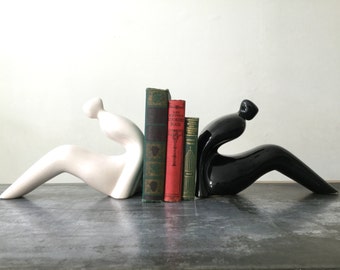 black and white bookends