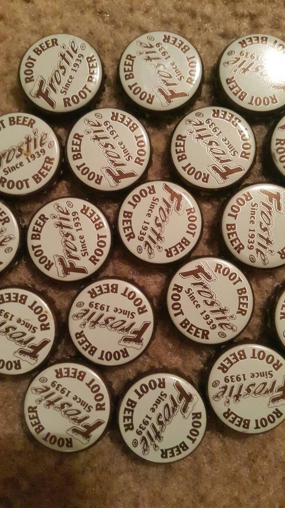 100 Frostie root beer bottle caps NO DENTS
