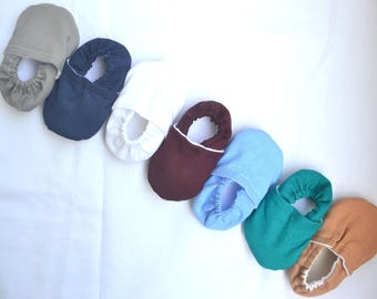 SALE solid colors baby shoes solid color booties plain baby moccasins toddler shoes toddler slippers coming home baby outfit prewalker shoes