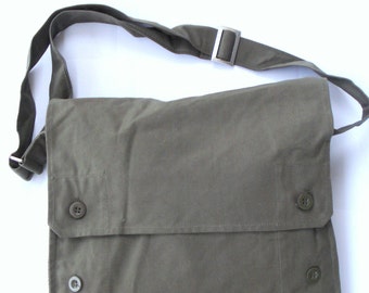 Yugoslavian Vintage Military Canvas Shoulder Bag, Green Canvas Messenger Bag/Cold War Soviet Union/ 1980s