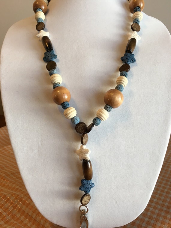 Badge holder/lanyard 20 long breakaway clasp.