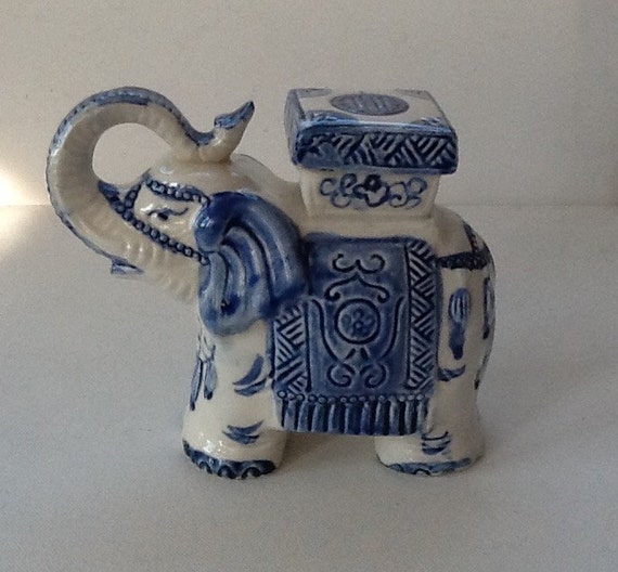 blue porcelain elephant