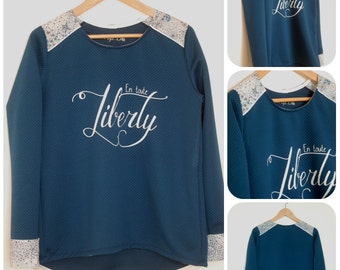 Customizable * Sweatshirt woman Liberty