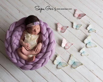 Newborn photo prop Basket Stuffer Wool Roving, Wool Braid , Baby Rove Braid basket filler