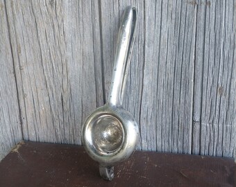 French Vintage Lemon or Citrus Squeezer - Vintage Heavy Metal Hinged Juicer