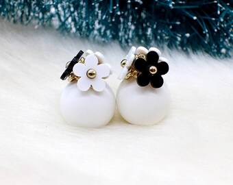 Chanel inspired Pearl Double Stud Earrings (WHITE or BLACK)