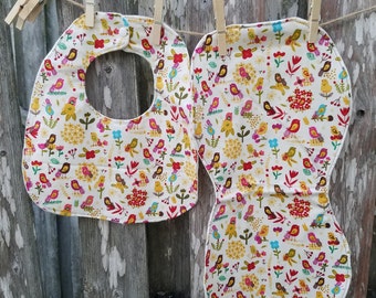 Matching Organic Traditional Bib and Burp Cloth Set - Baby Shower Gift - Oraganic Baby Shower Gift
