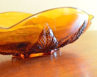 Vintage Candy Dish//Amber Glass//Embossed Leaf Design//Scollop Edge