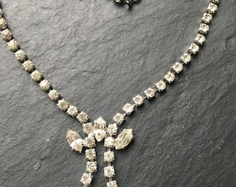 Vintage 1950's necklace. Diamante necklace. Rhinestone necklace. Costume jewellery. Necklace. Old necklace. Brides necklace