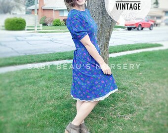 Vintage 80s floral dress, vintage 1980s floral dress, vintage 80s dress lace, floral 80s dress, floral print 80s dress, puffy sleeves