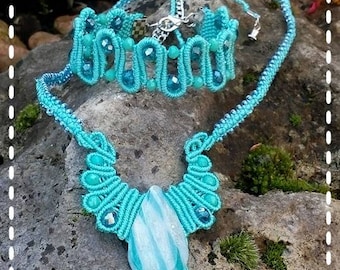 Waxed nylon thread handmade macrame jewelry set, blue resin cabochons with nuance, elegant glass, means any pearls