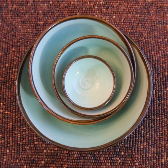 Ceramic Nesting Bowls in Mint Chocolate Large by KarinLorenc