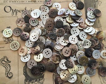 Vintage mother of pearl buttons 135 antique 5/8" 4 holes new old stock USA 1930s