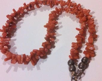 Coral Necklace ~ Authentic Coral Necklace ~ Vintage coral bead necklace