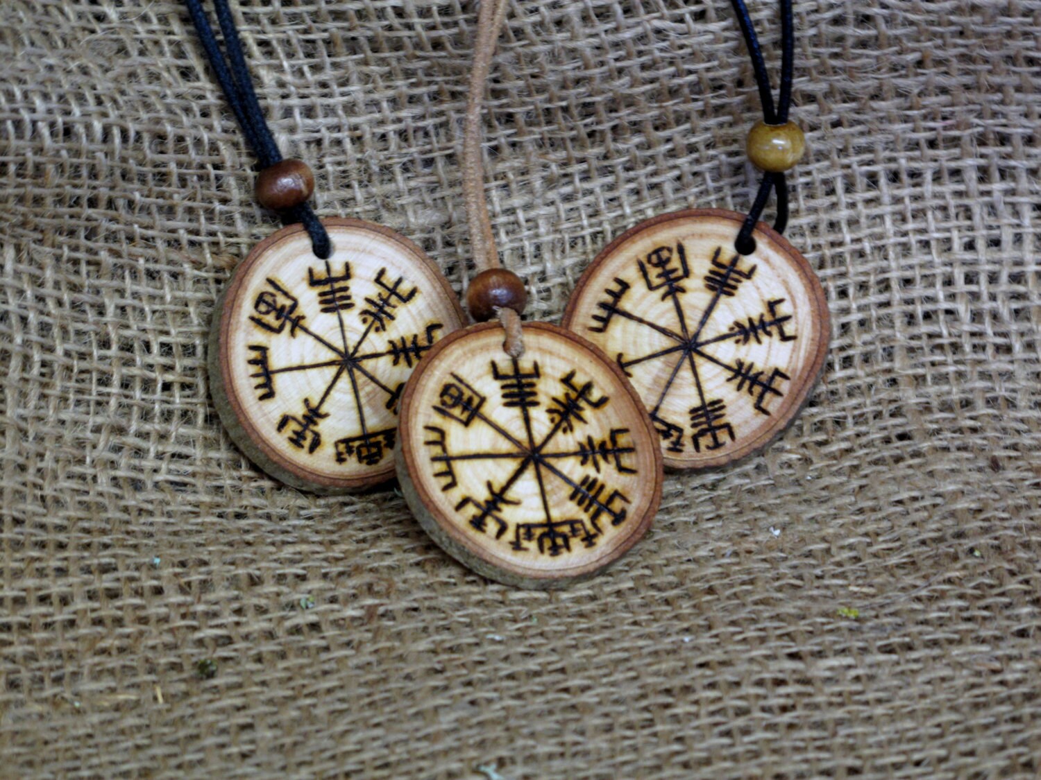 Viking Compass Pendant Amulet Vegvisir Necklace Viking