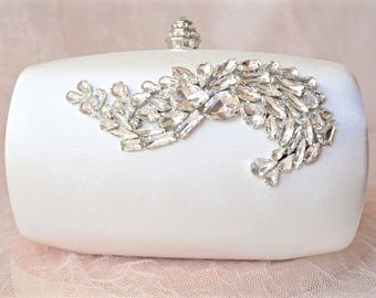 Ivory Satin Rhinestone Clutch,Ivory Bridal Clutch,Ivory Wedding Clutch,Ivory Crystal Clutch,Bridal Purse,Wedding Purse,Rhinestone Purse