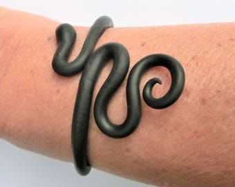Black snake bracelet/ Fimo (polymer clay) flexible snake around the arm/ can bend open to put on