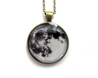 Full MOON NECKLACE, Moon Pendant, Space Galaxy, Grey Moon Jewelry, Space pendan,t Solar System Jewellery, Moon necklace, Moon Pendant