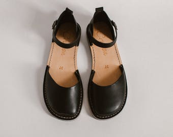 Black Sandals Black Flip Flops Flat Sandals Summer Shoes