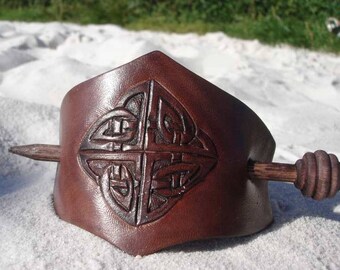 CELTIC LEAF hair CLASP Leather Celtic knot Jewelry Jewellery Jewelry Original Long Hair Accessory Woman Pagan Pagans Celt Celts Ornamental