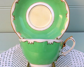 Vintage China Tea set - Royal Albert cup and saucer c1932