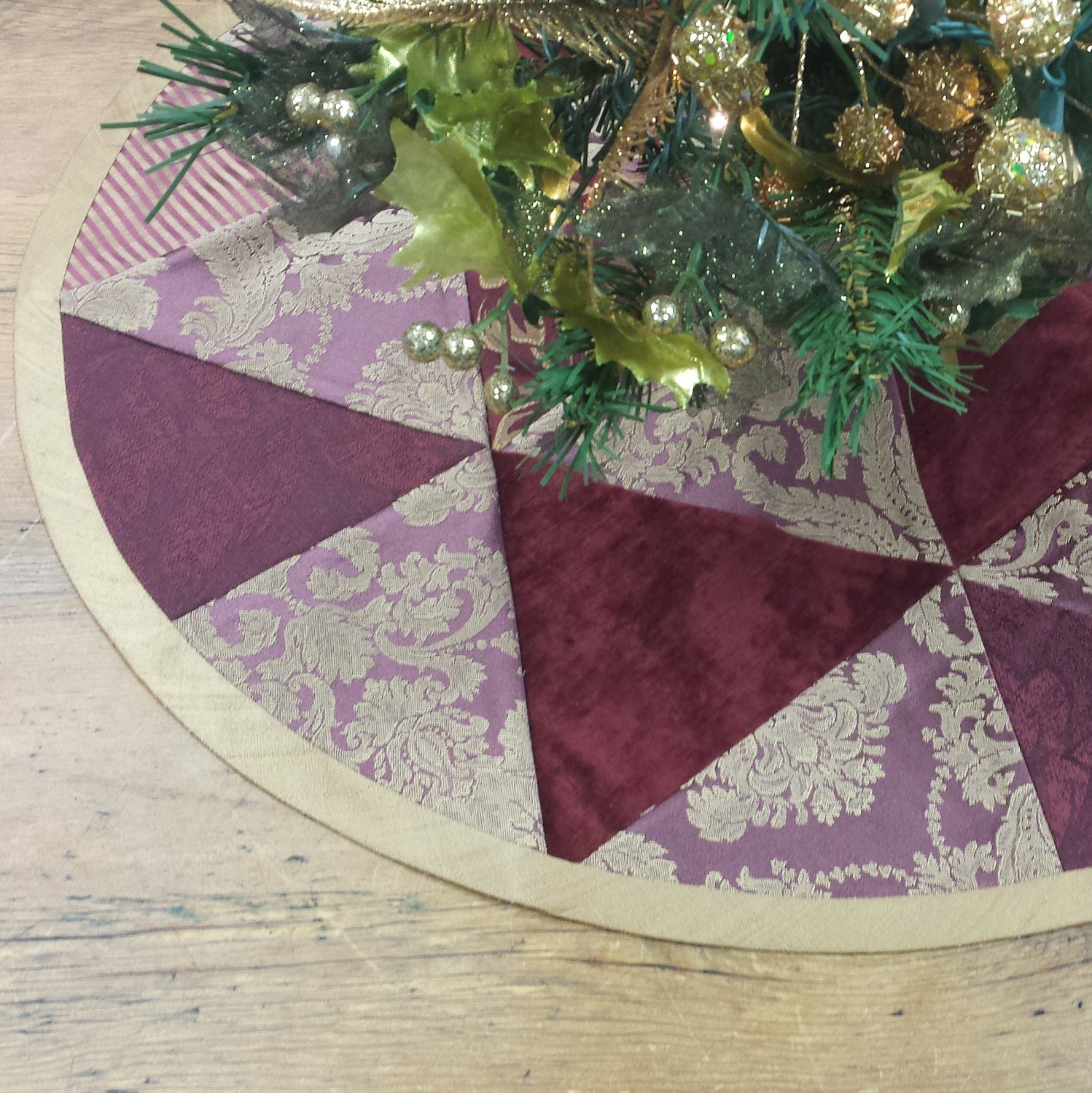 30 christmas tree skirt burgundy wine maroon patchwork 30 christmas tree skirt burgundy wine maroon patchwork